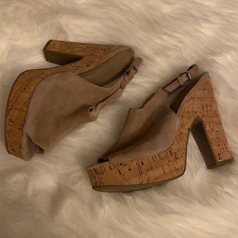 Super Cute “GAP” peep toe cork wedge/heels